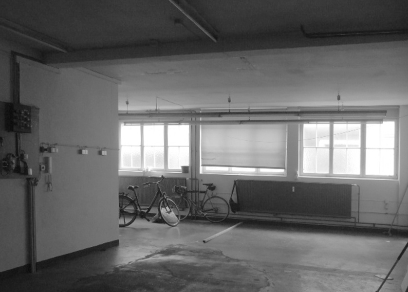 Das Werkstattabteil vor dem Umbau in ein Wohnzimmer.