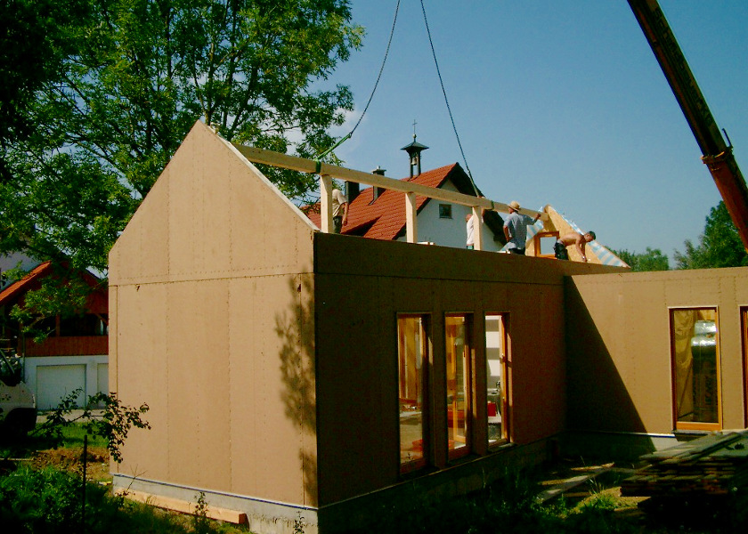 Holzhaus aufstellen